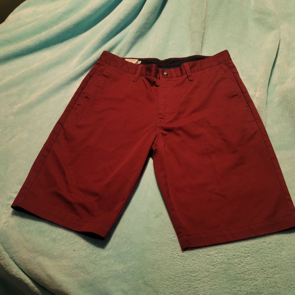 VOLCOM Men's Dark Red Shorts Size 32